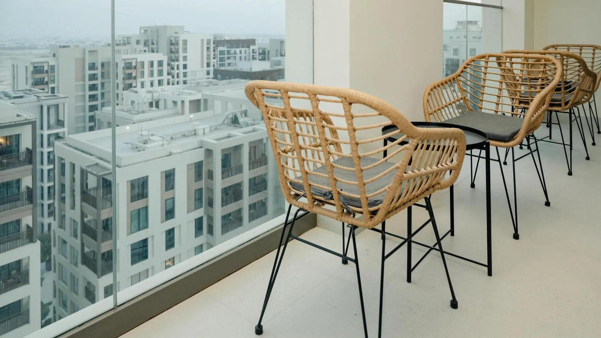 Brand New Modern 2 Bedroom Retreat In Dubai Creek Harbour