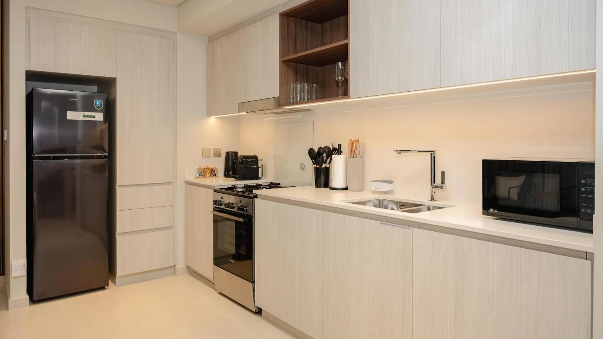 Apartment Brand New Modern 2 Bedroom Retreat In Dubai Creek Harbour